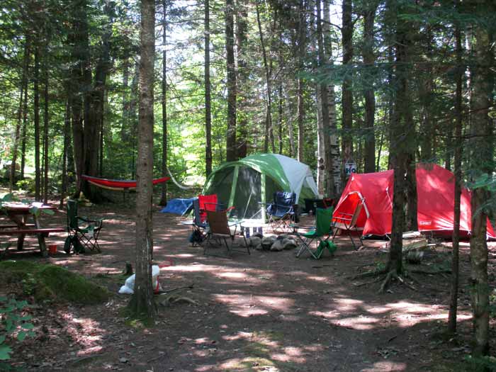 campgrounds near clark's trading post 